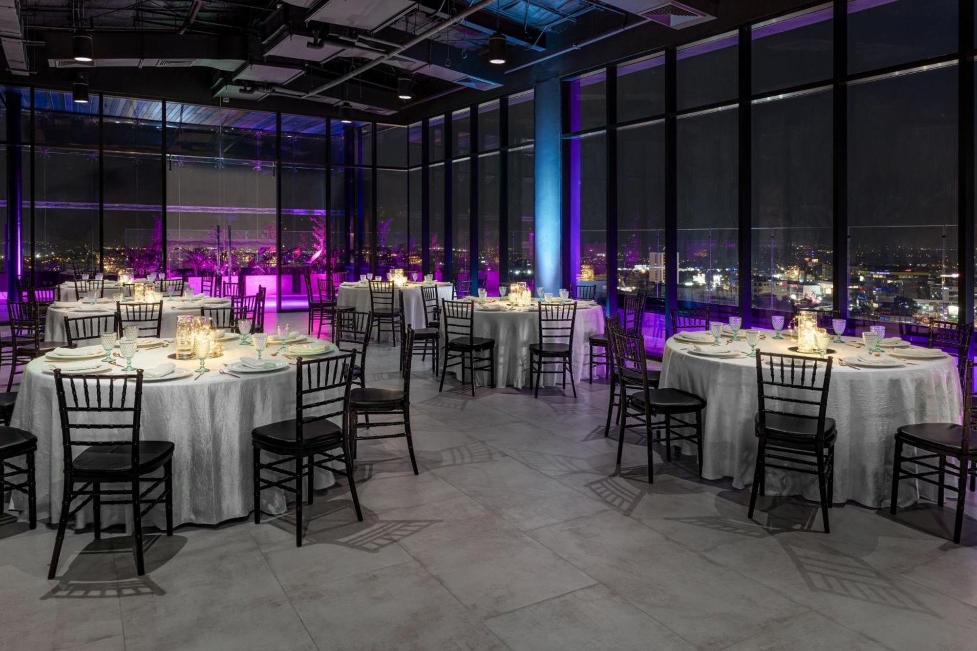 Hotel Aloft San Pedro Sula Esterno foto