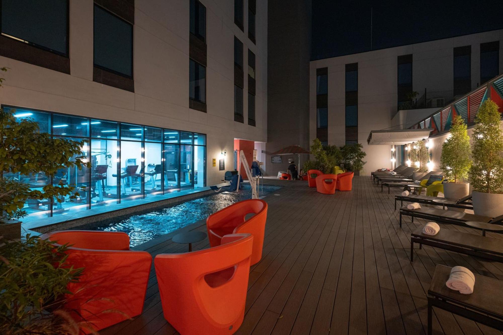 Hotel Aloft San Pedro Sula Esterno foto